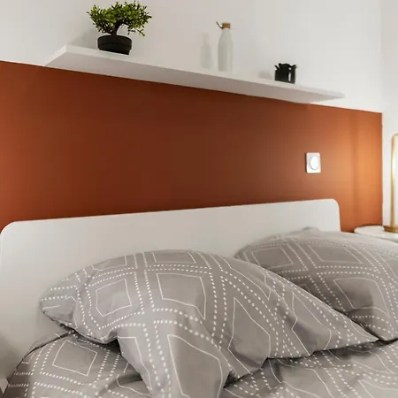 Apartment Appartement Boheme Chic - Cosy & Climatise - Entre Gare & Cite Carcassonne