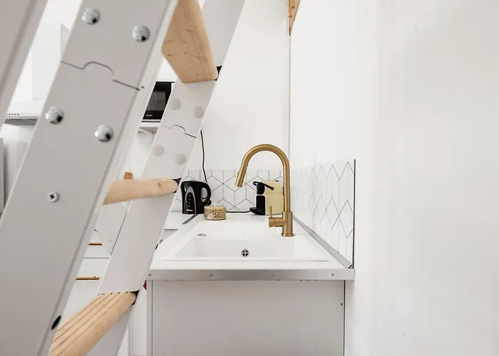 Montsejour - Climatise Netflix, Mezzanine *