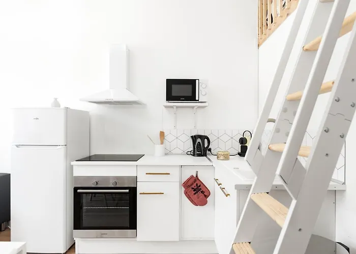 Montsejour - Climatise Netflix, Mezzanine Apartment *